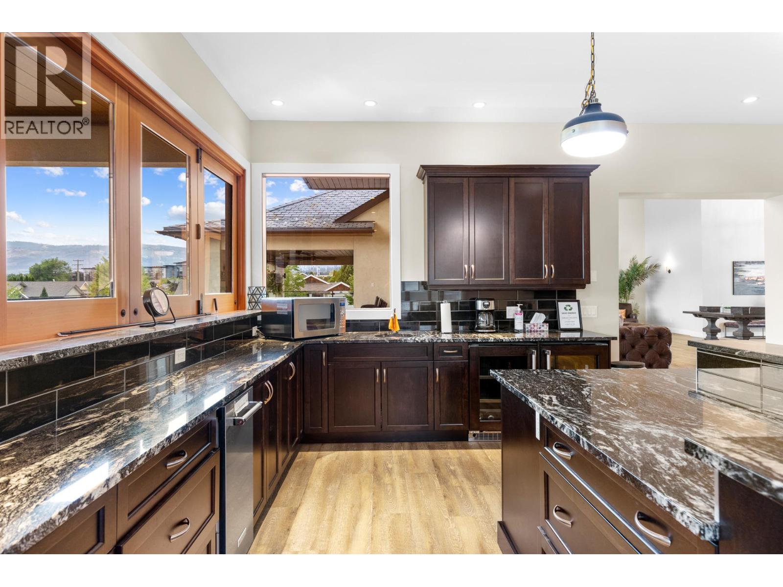 3399 Kingfisher Road