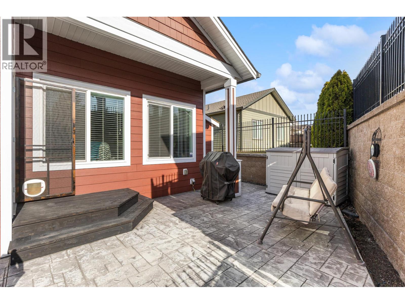 3399 Kingfisher Road