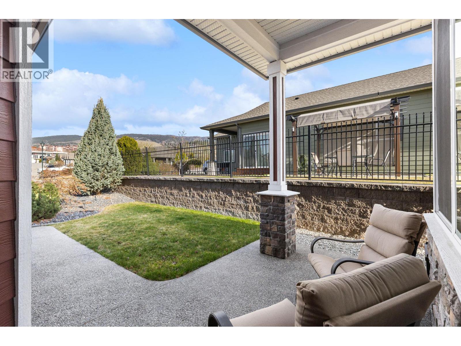3399 Kingfisher Road