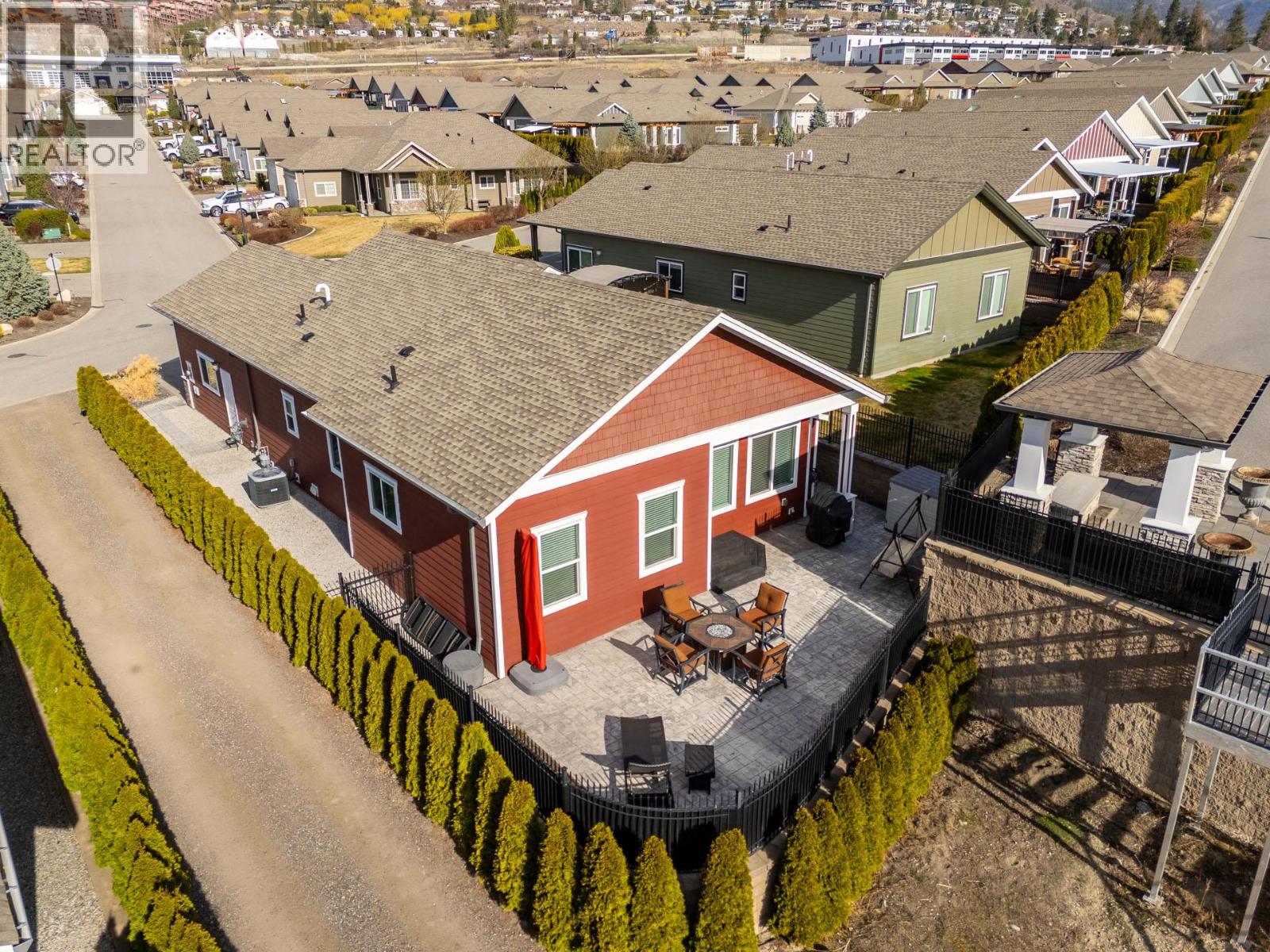 3399 Kingfisher Road