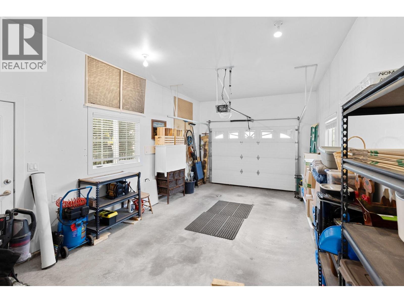2092 Clover Drive