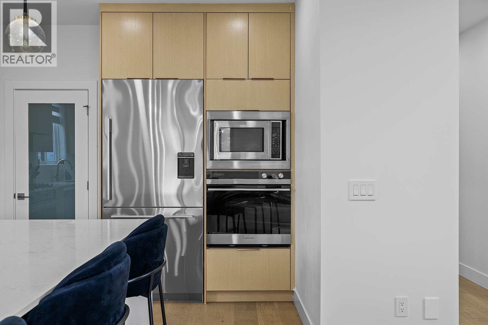 1047 Oak Barrel Place