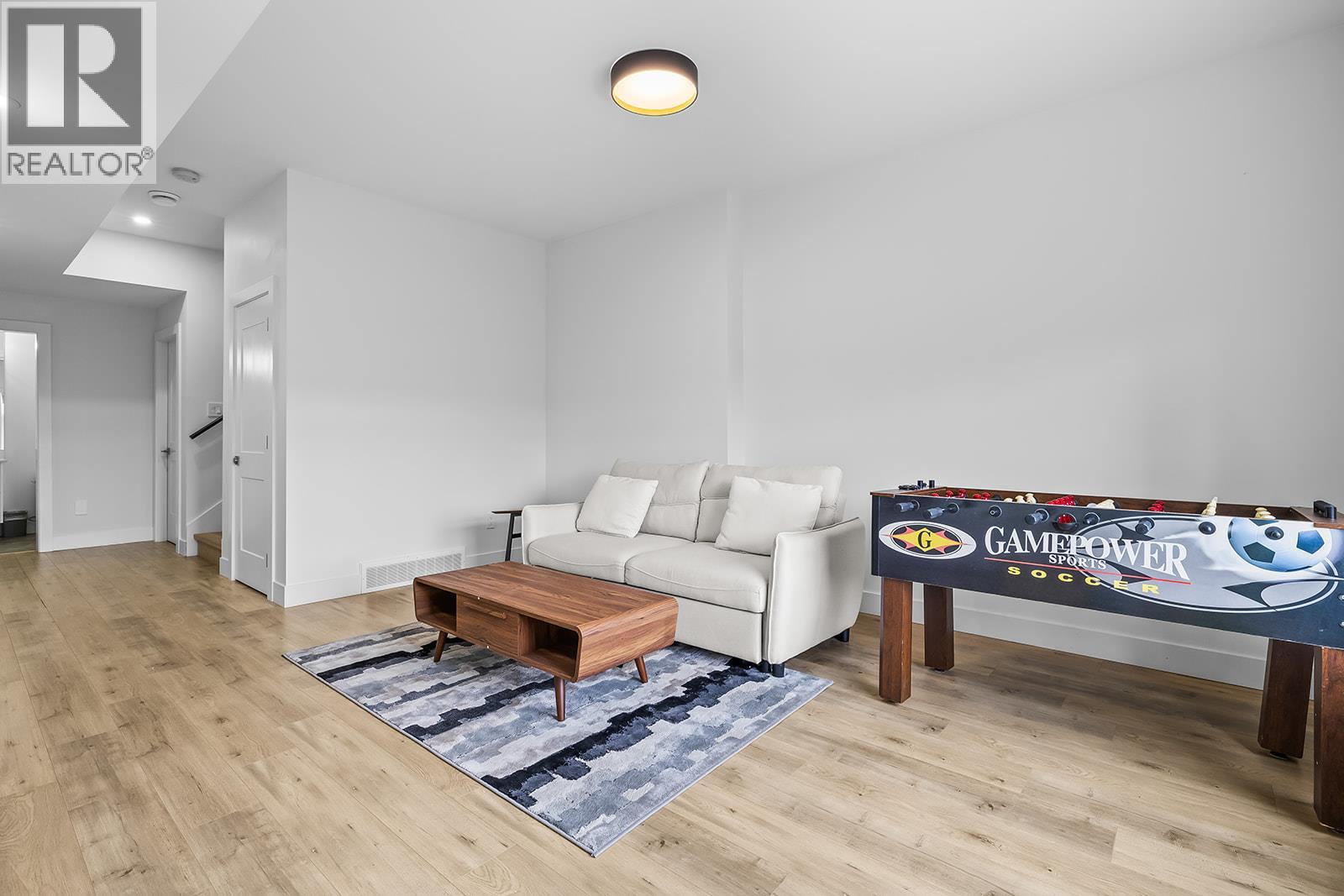 1047 Oak Barrel Place