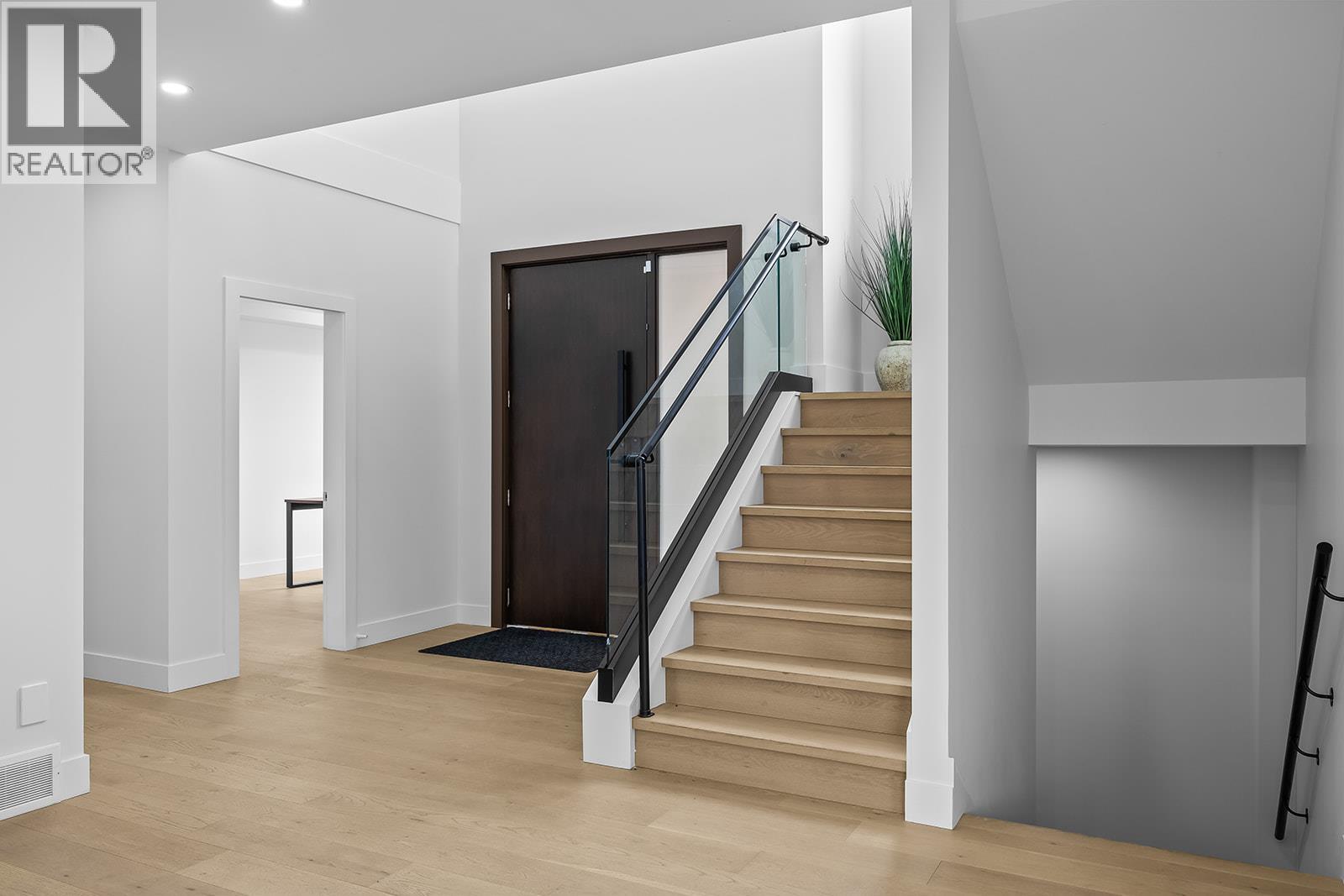 1047 Oak Barrel Place