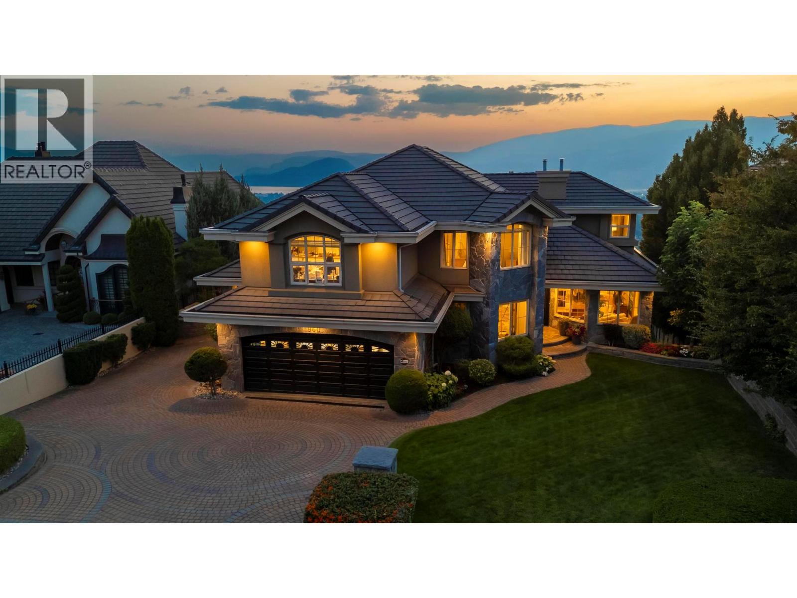 960 Skeena Drive