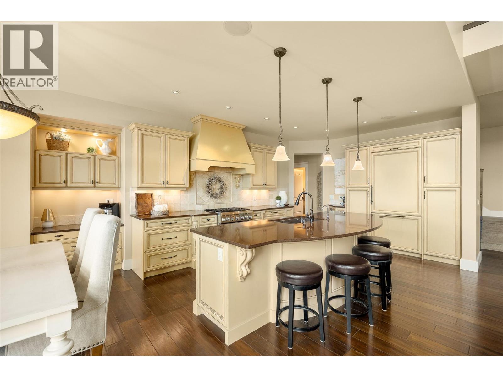 2583 Lucinde Road