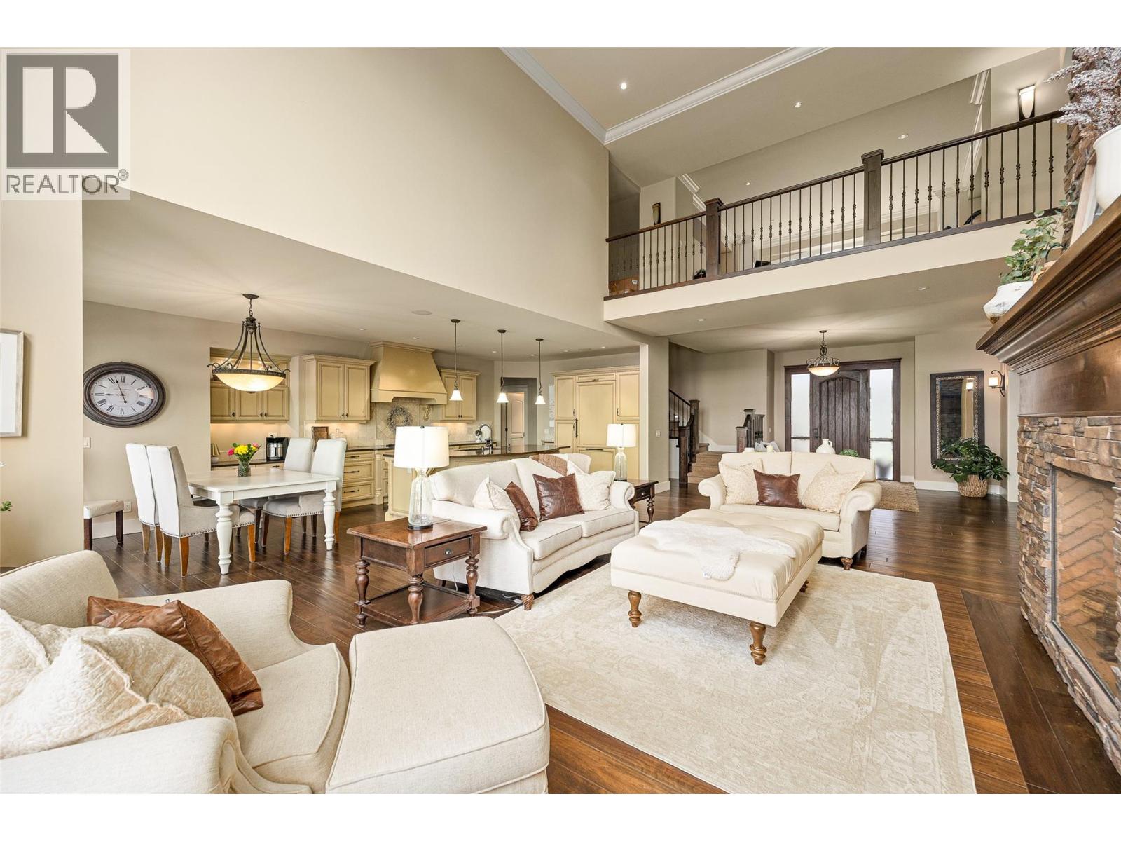 2583 Lucinde Road