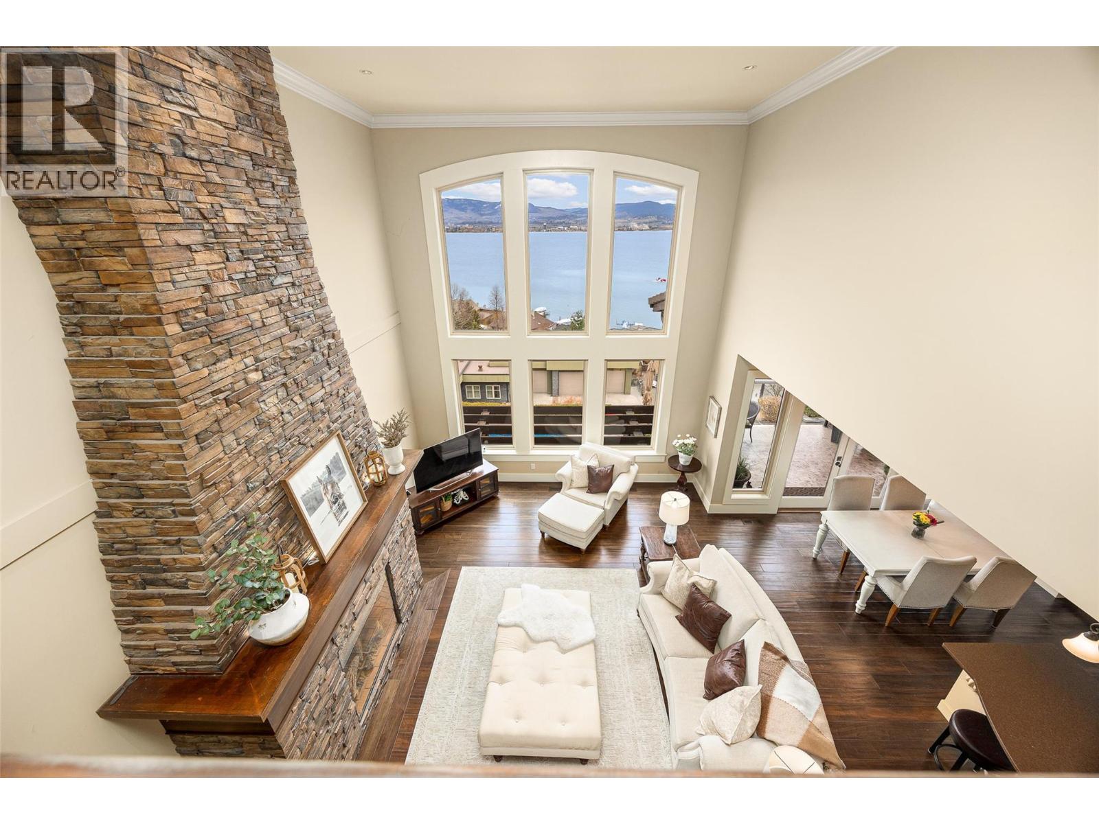 2583 Lucinde Road