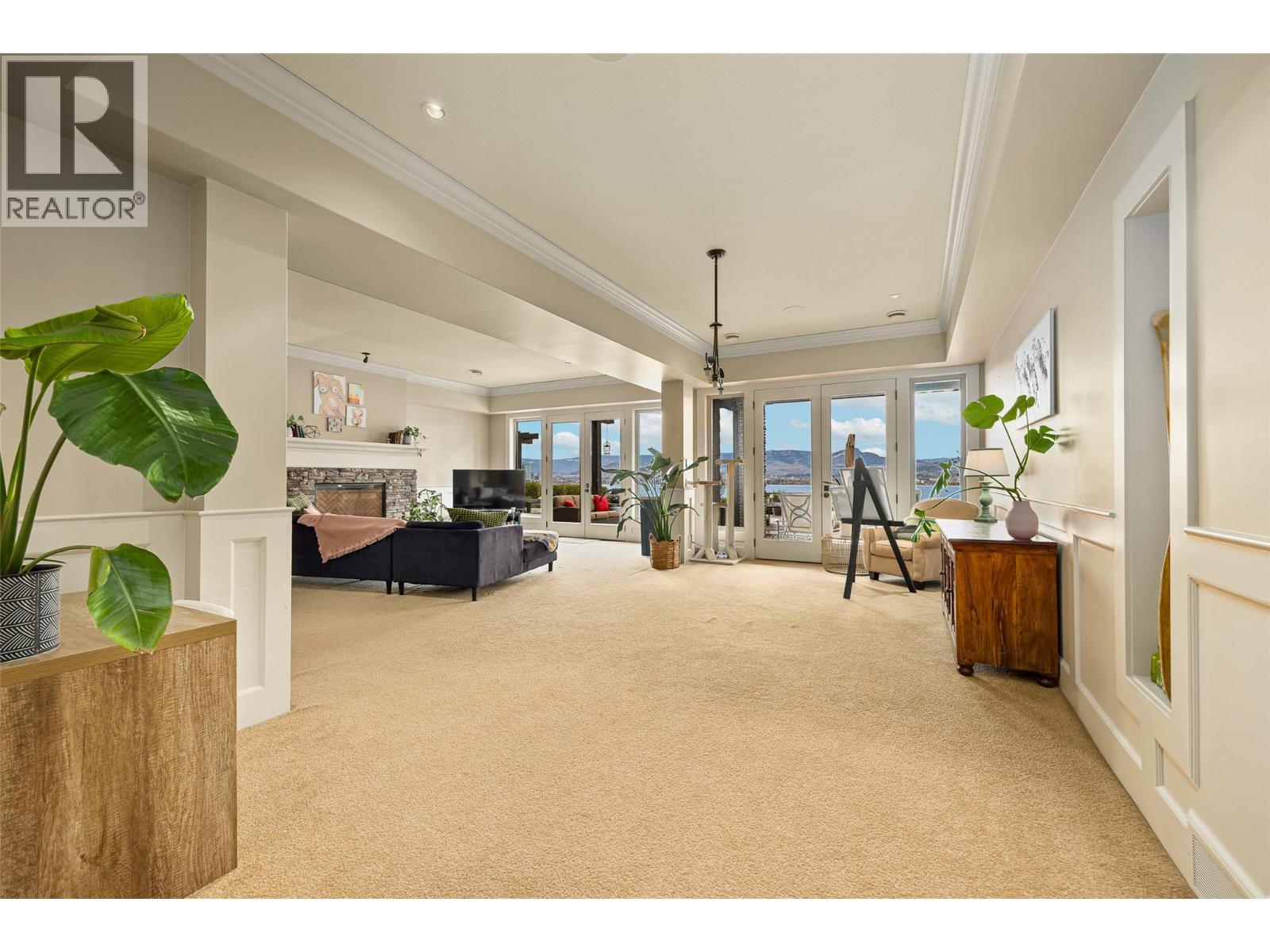 2583 Lucinde Road