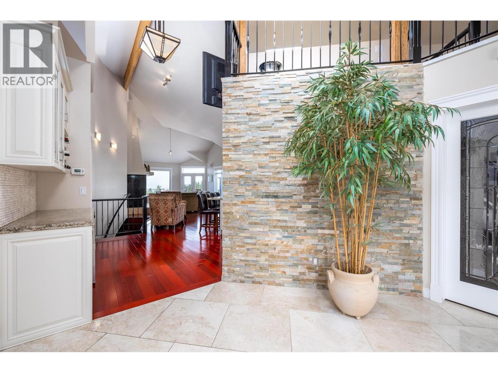 375 Trumpeter Court