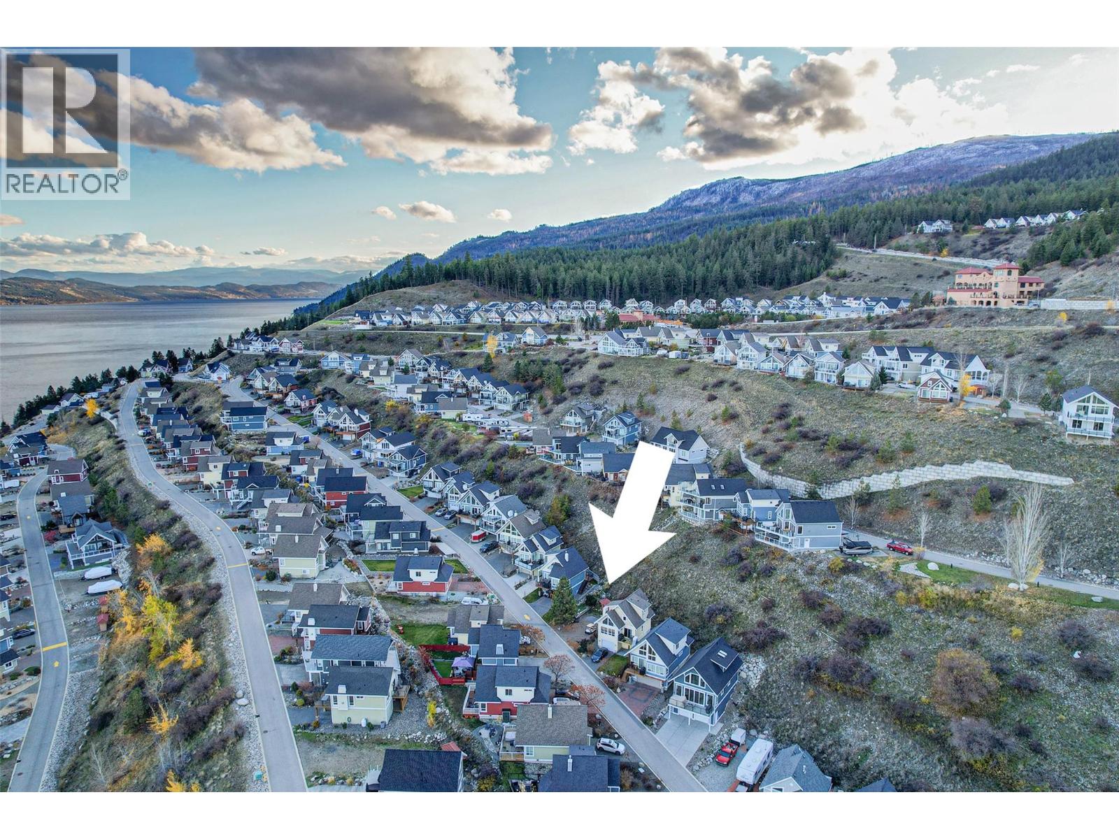 6840 Santiago Loop