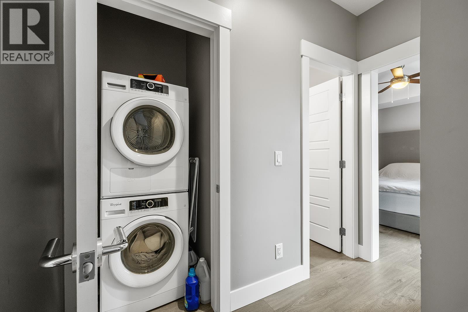 925 Leon Avenue Unit# 327