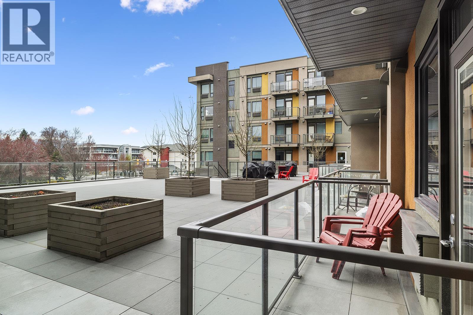 925 Leon Avenue Unit# 327
