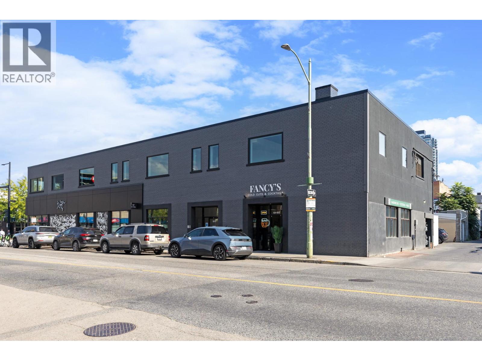 1517 Water Street Unit# 200