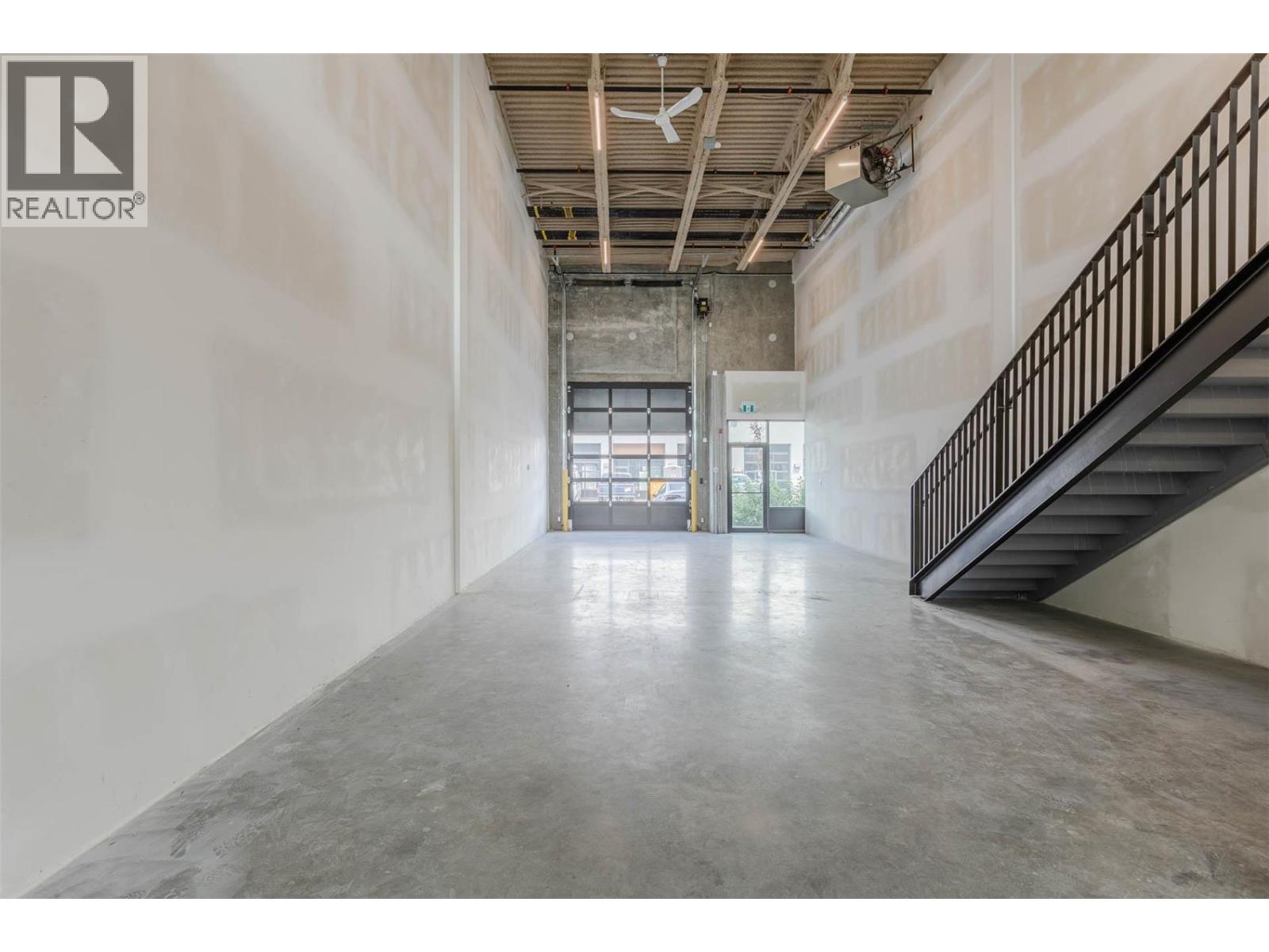 810 Clement Avenue Unit# 102