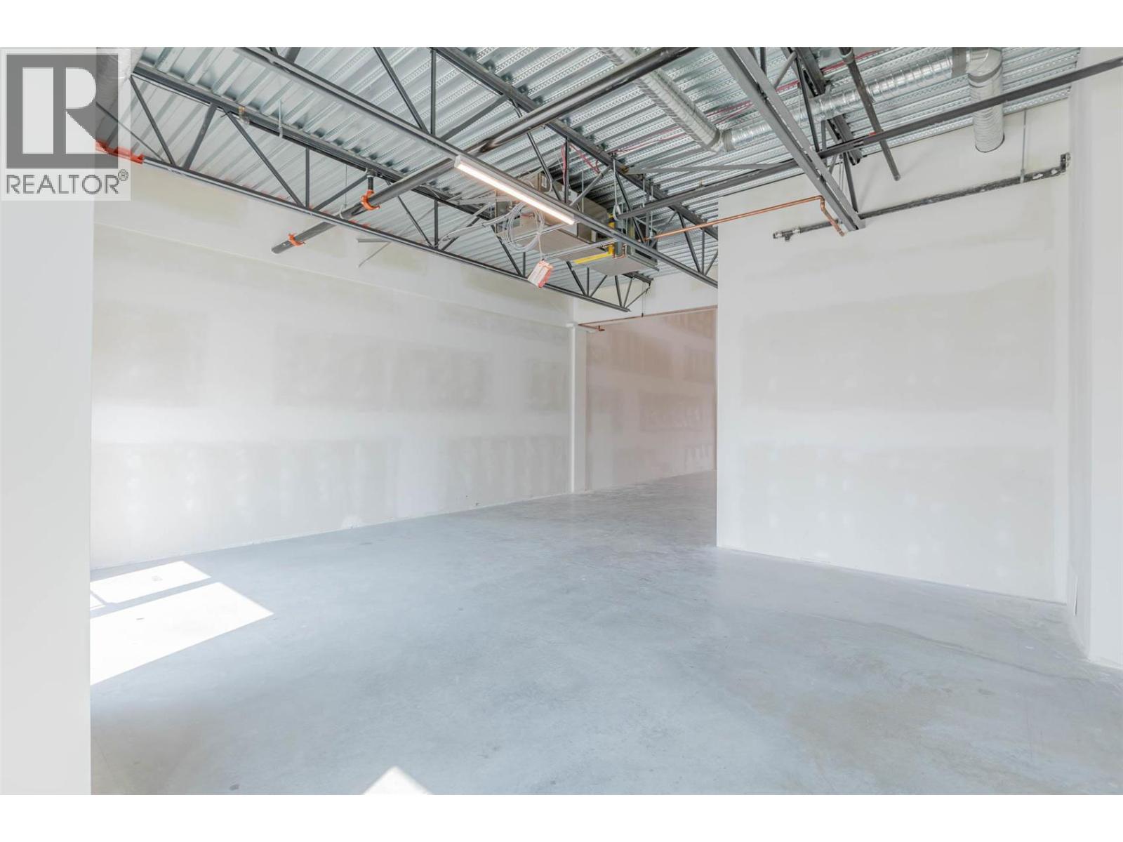 810 Clement Avenue Unit# 102