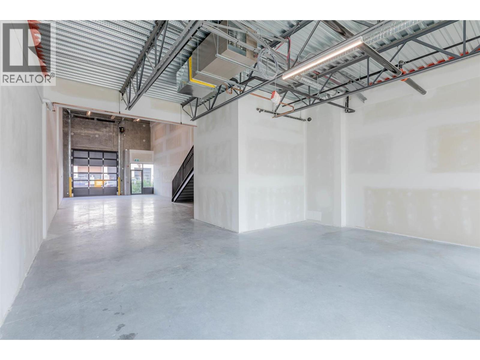 810 Clement Avenue Unit# 102
