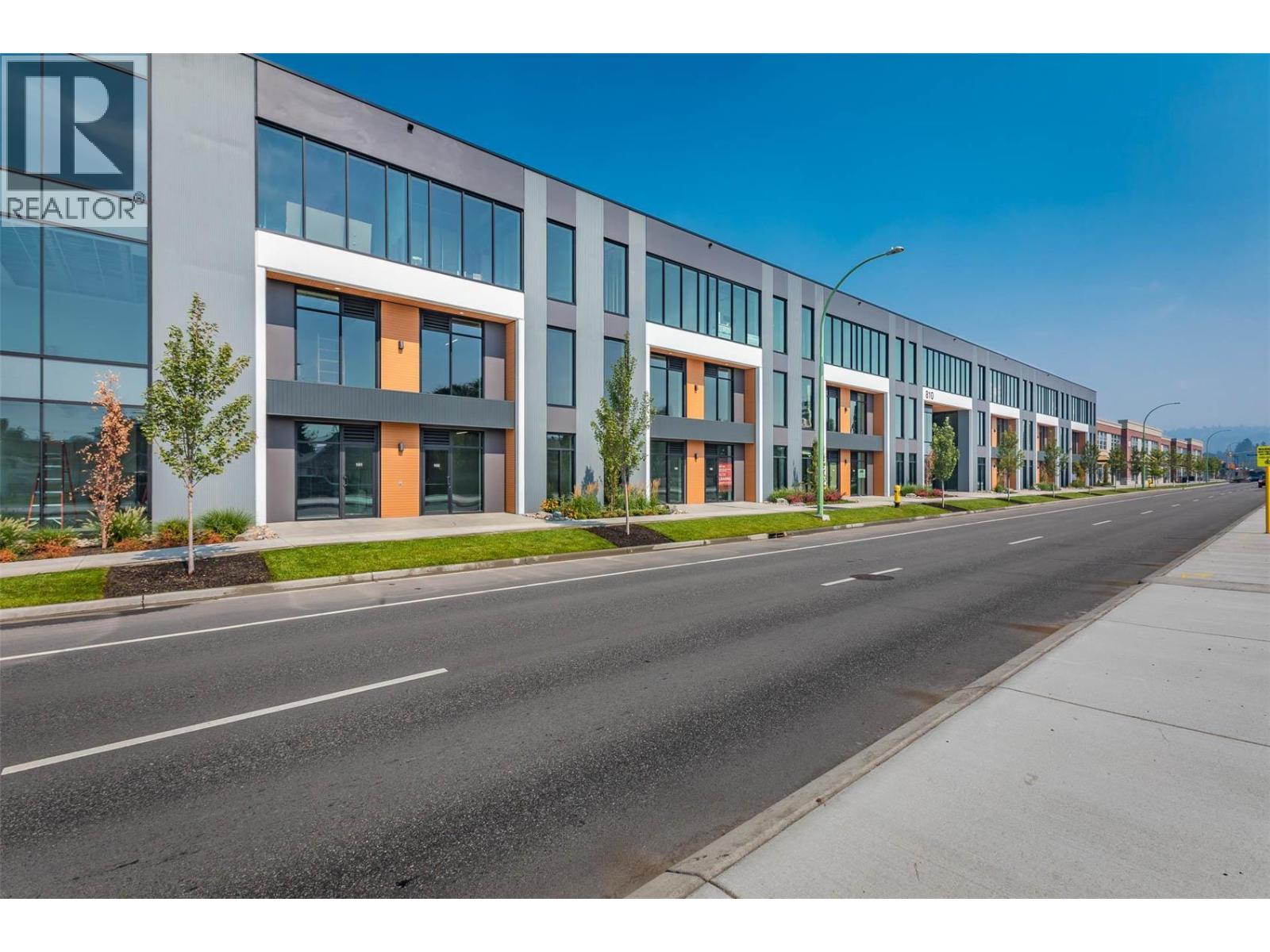 810 Clement Avenue Unit# 102