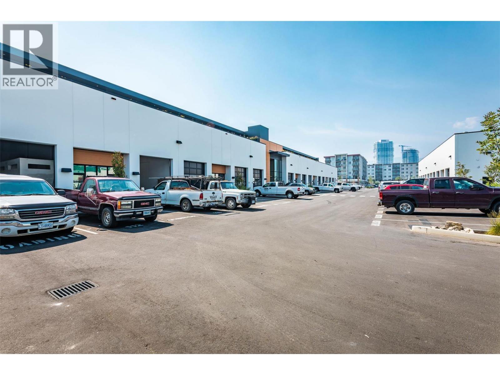 810 Clement Avenue Unit# 102