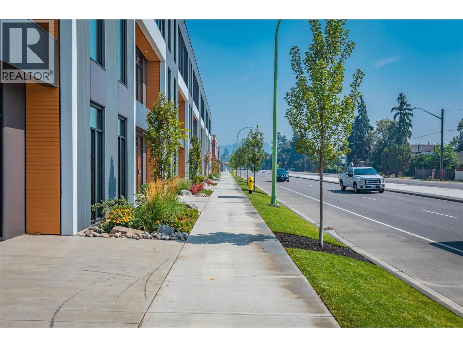 810 Clement Avenue Unit# 102