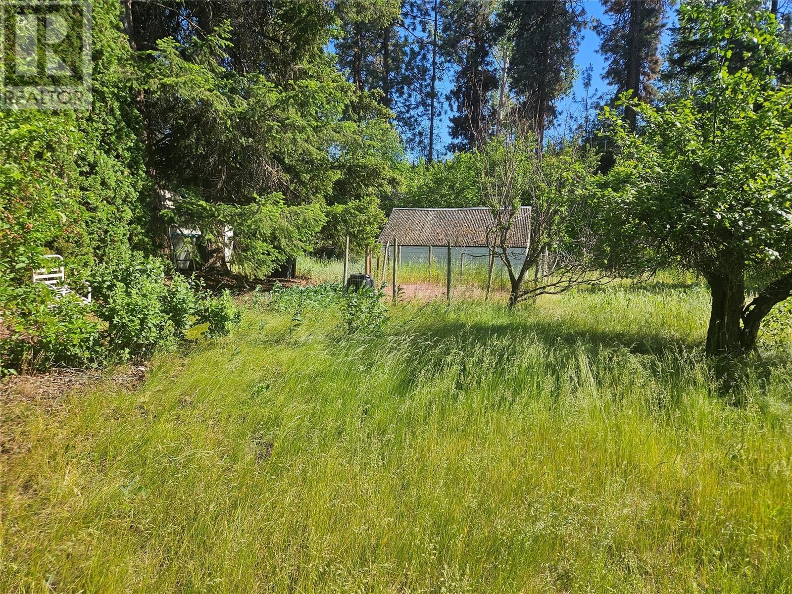 305 & 295 Clarissa Road