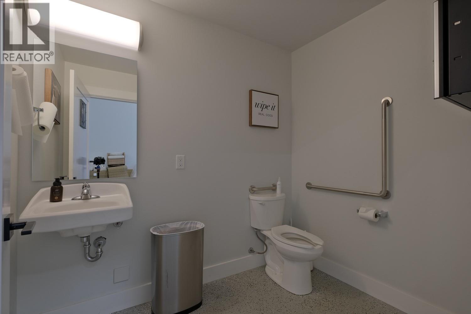 2110 Matrix Crescent Unit# 18