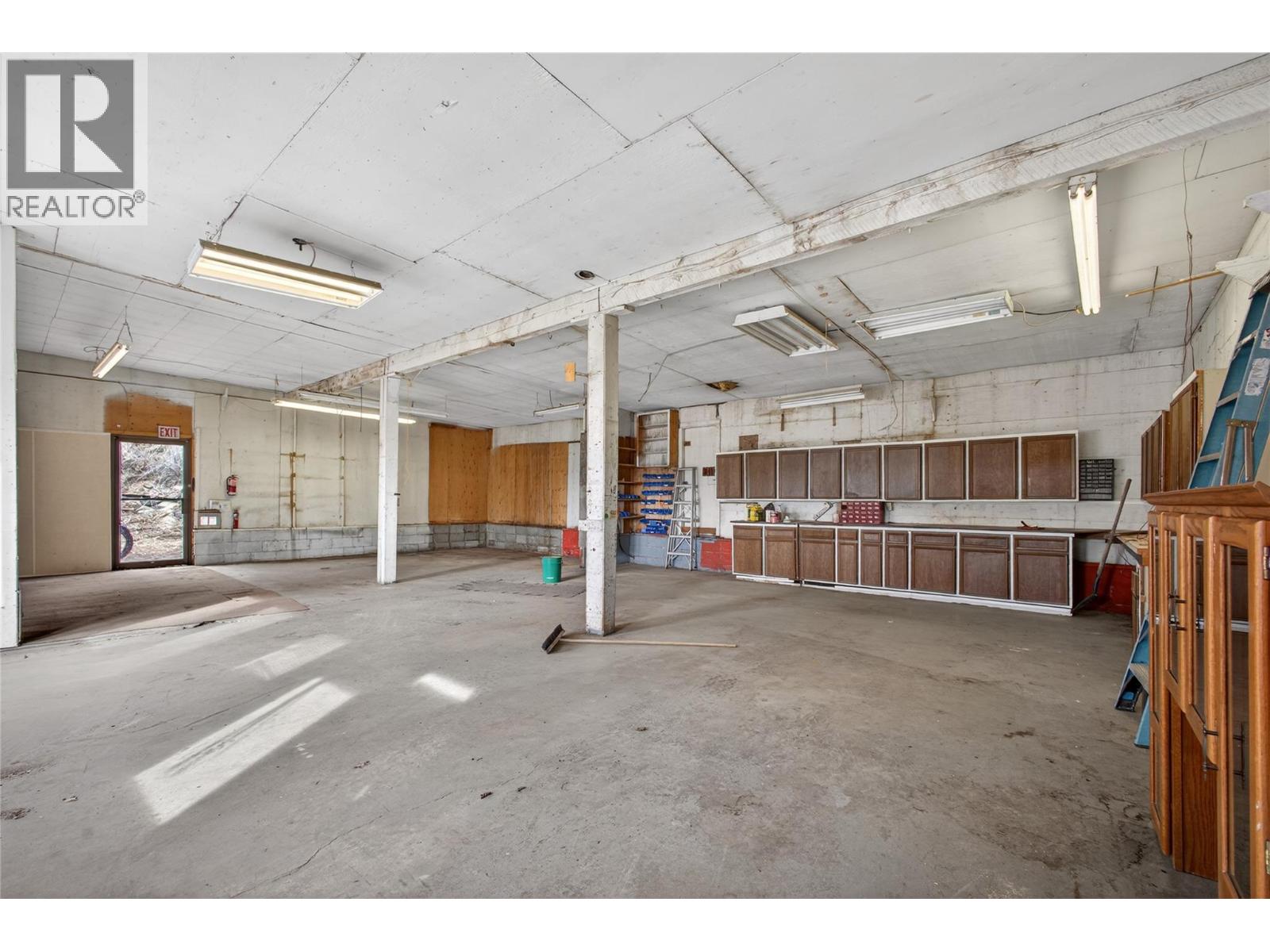 10114 Newene Road