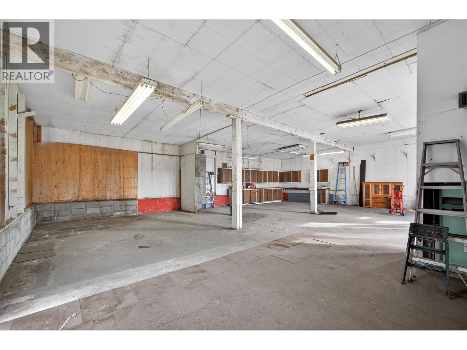 10114 Newene Road