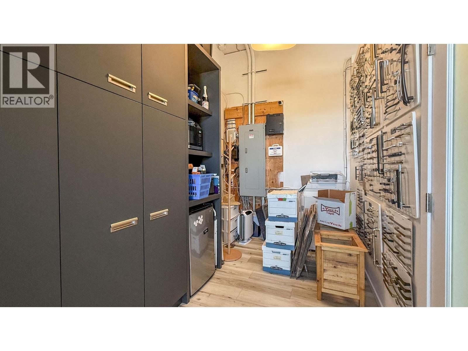 1810 Gordon Drive Unit# 103