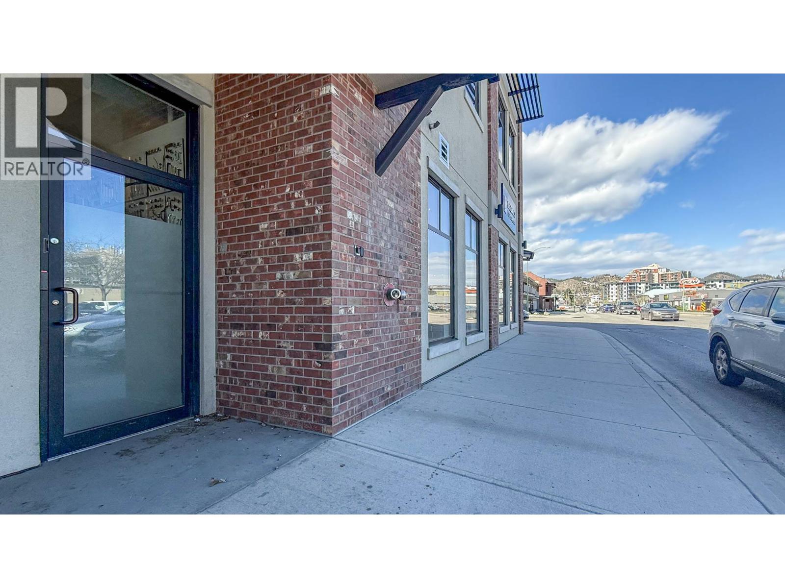 1810 Gordon Drive Unit# 103