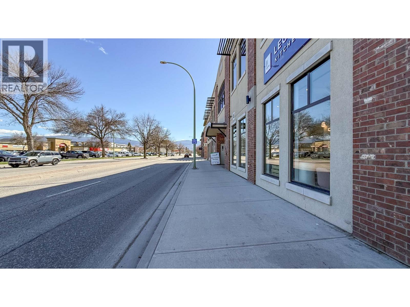1810 Gordon Drive Unit# 103