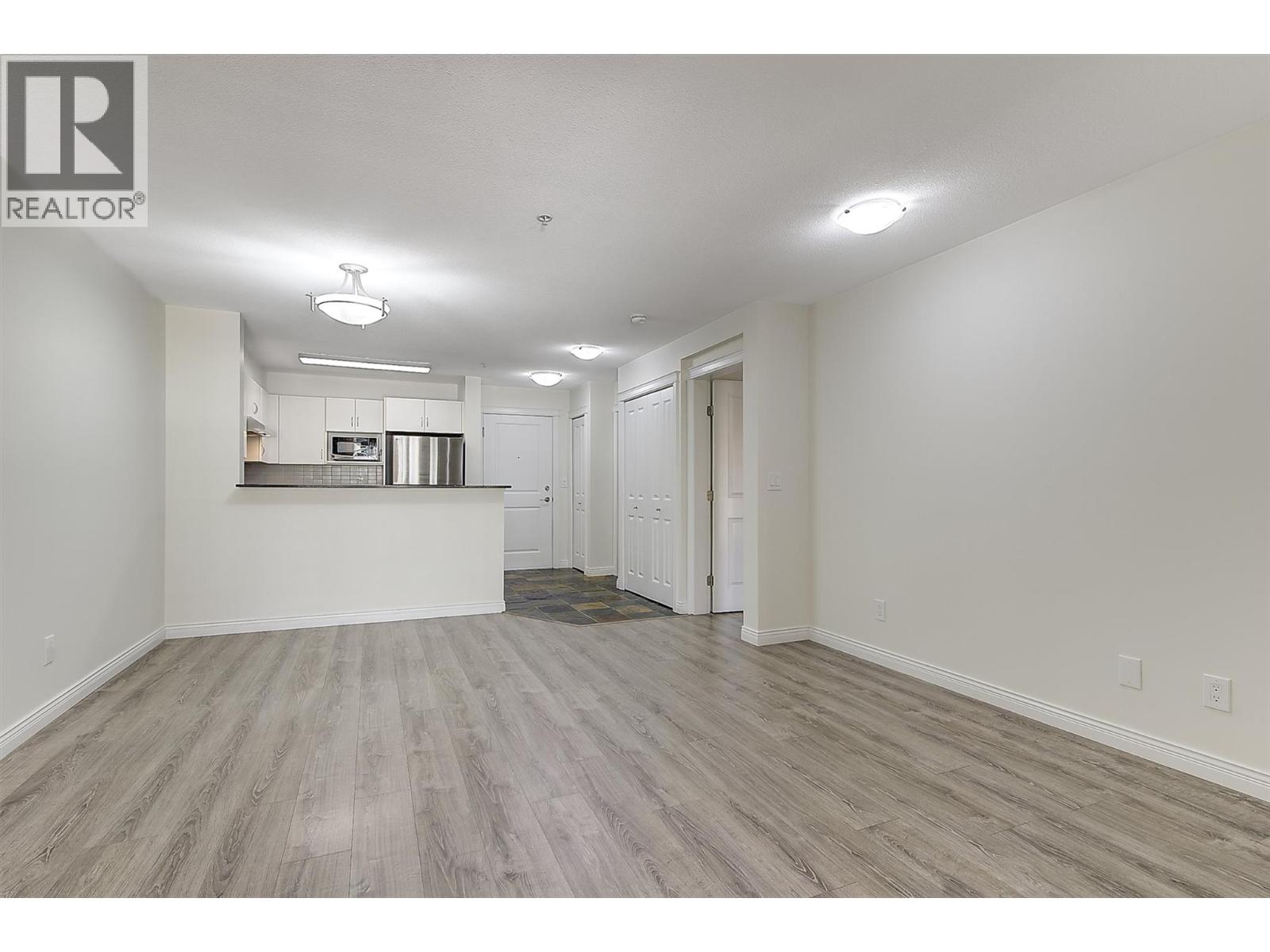 571 Yates Road Unit# 304