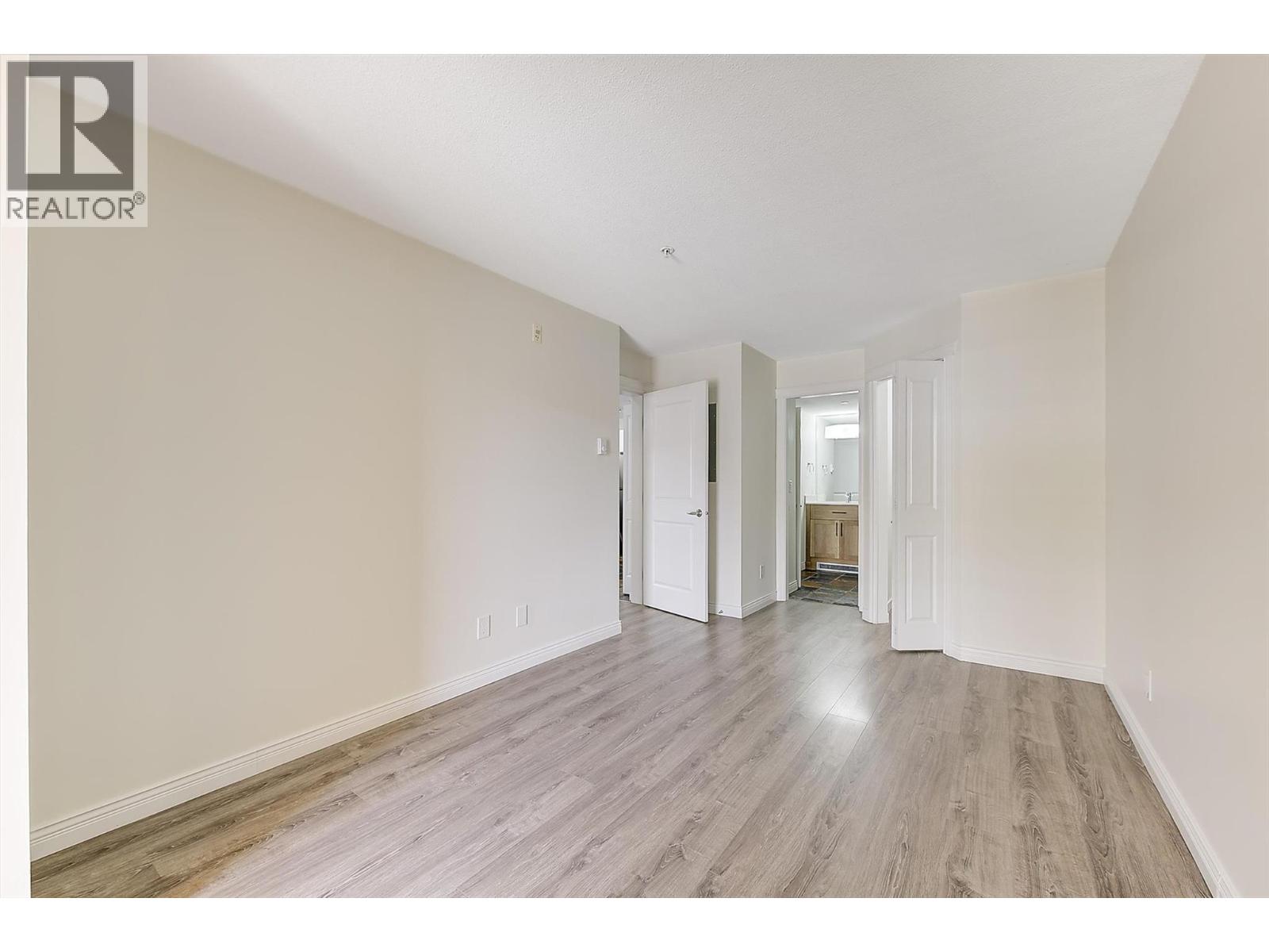 571 Yates Road Unit# 304