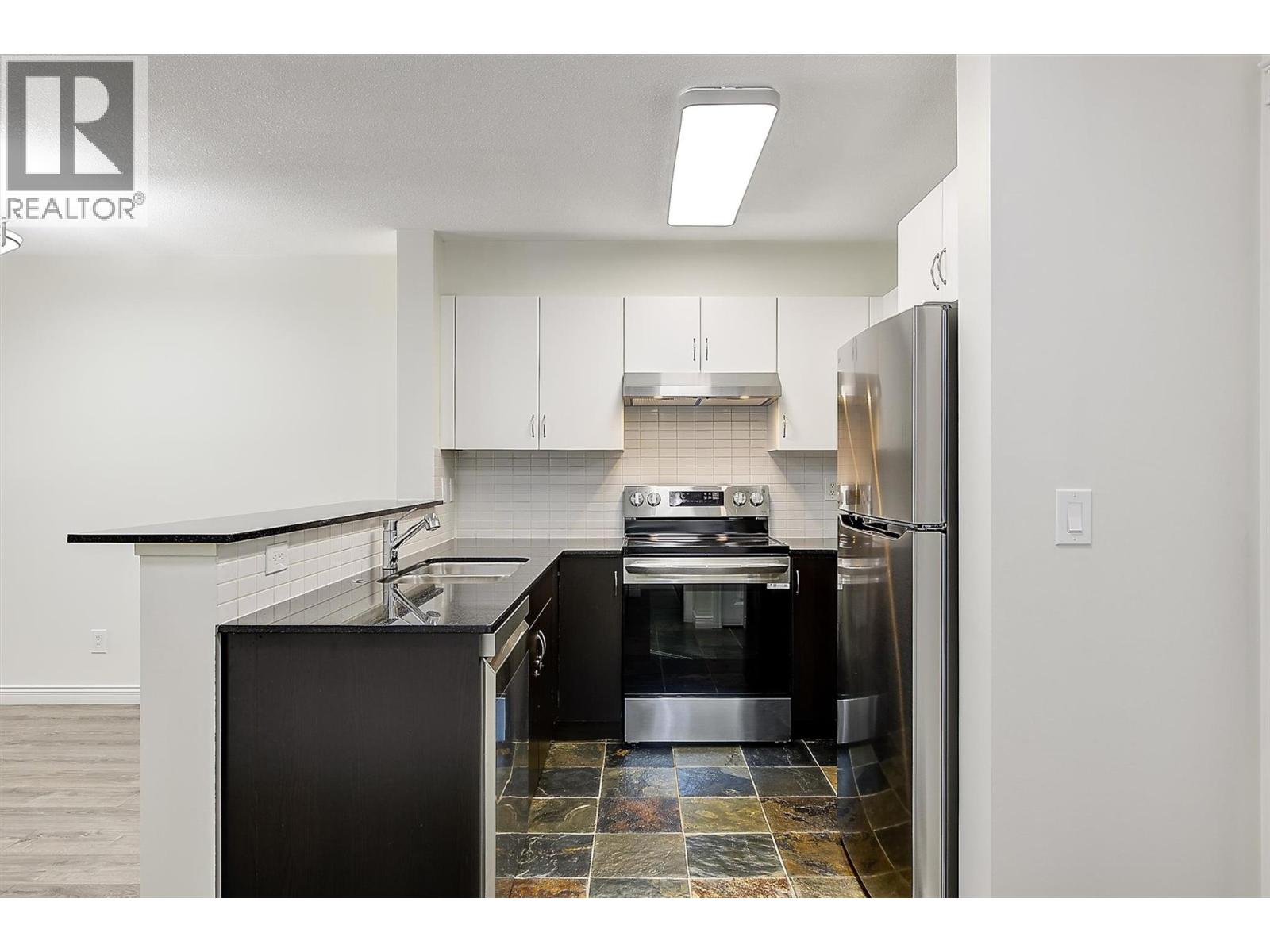 571 Yates Road Unit# 304