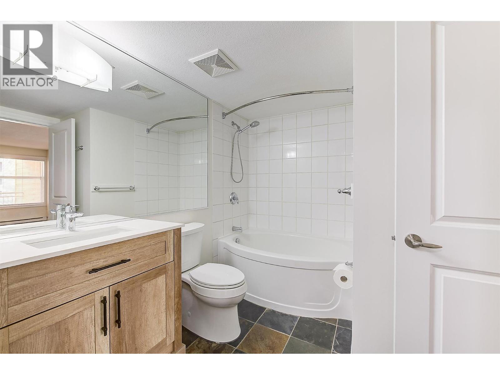 571 Yates Road Unit# 304