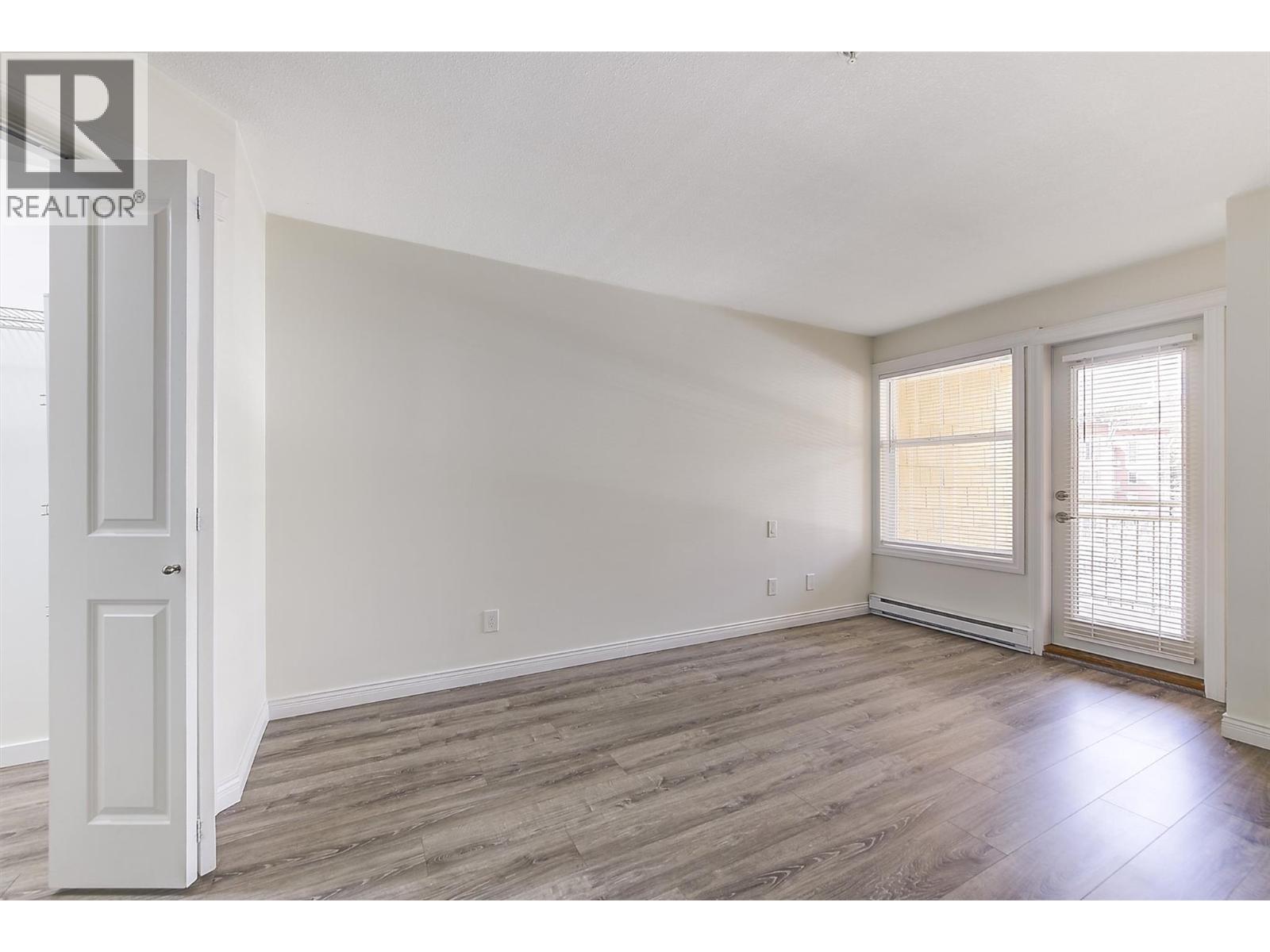 571 Yates Road Unit# 304