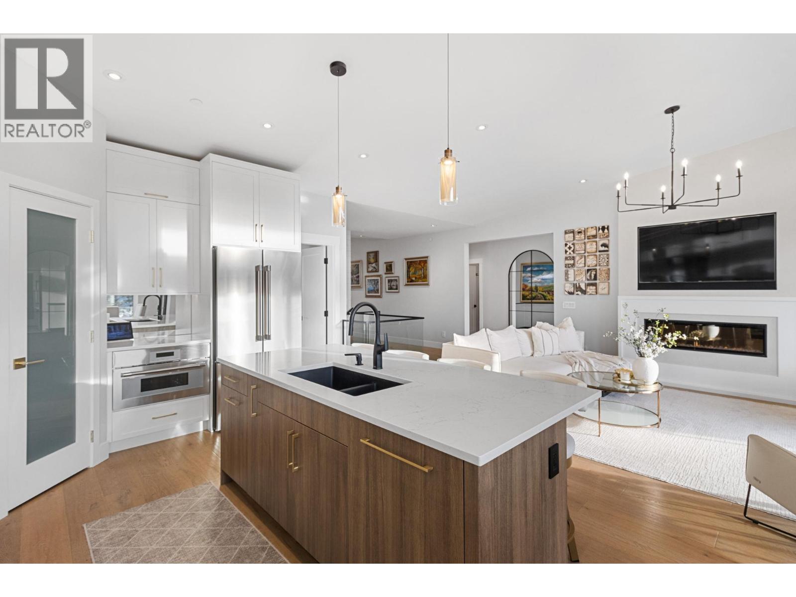 9776 Centrestone Crescent