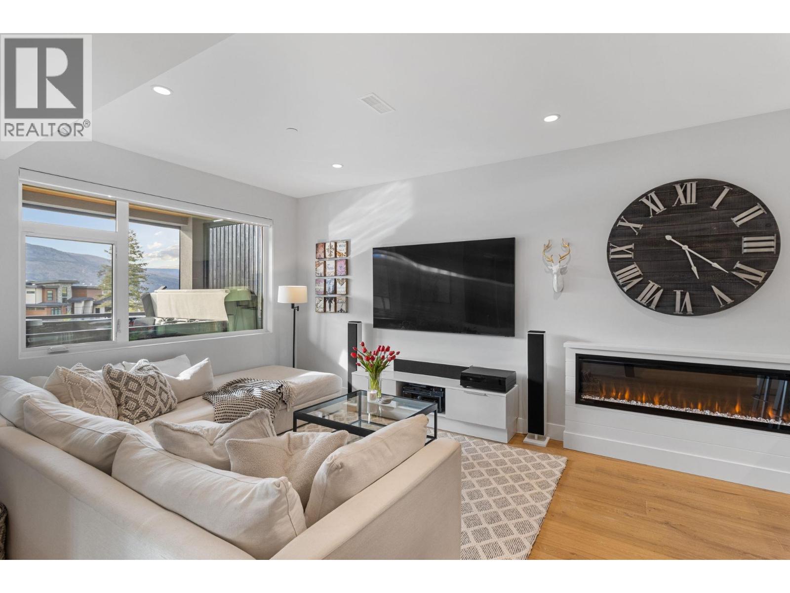 9776 Centrestone Crescent
