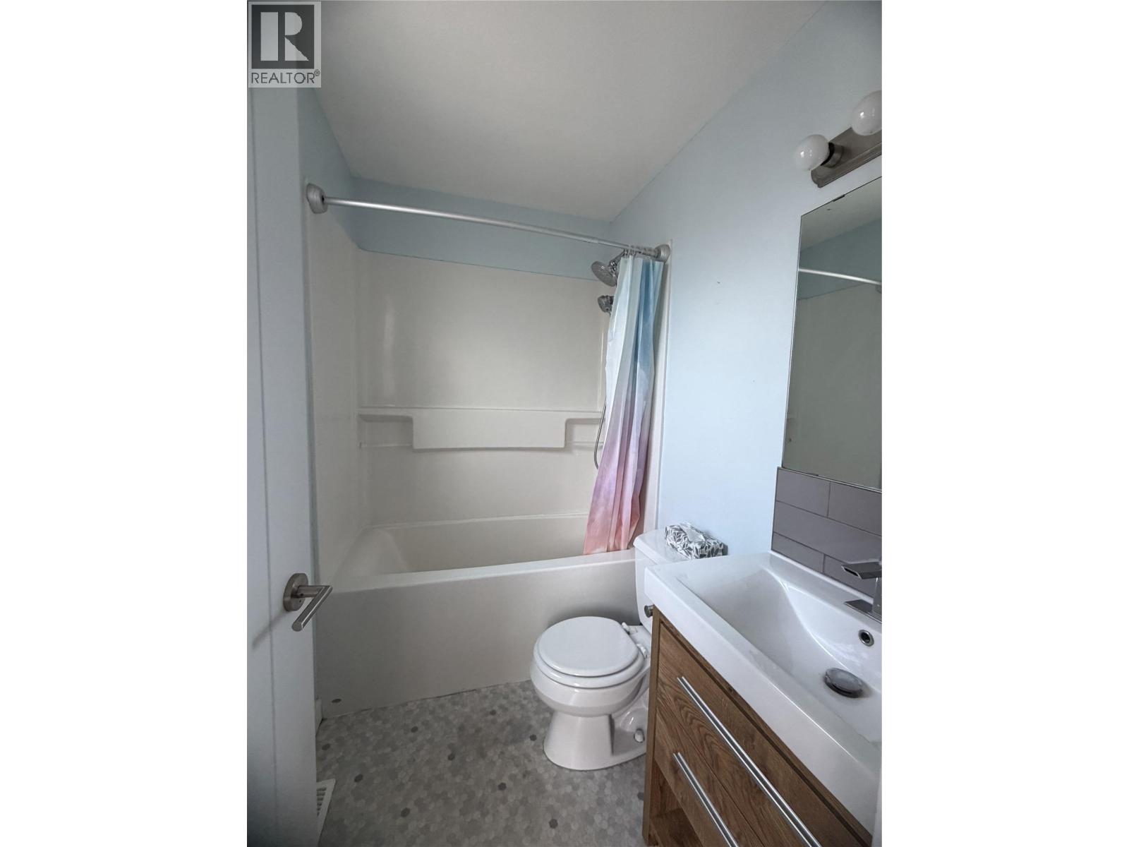3155 Gordon Drive Unit# 207