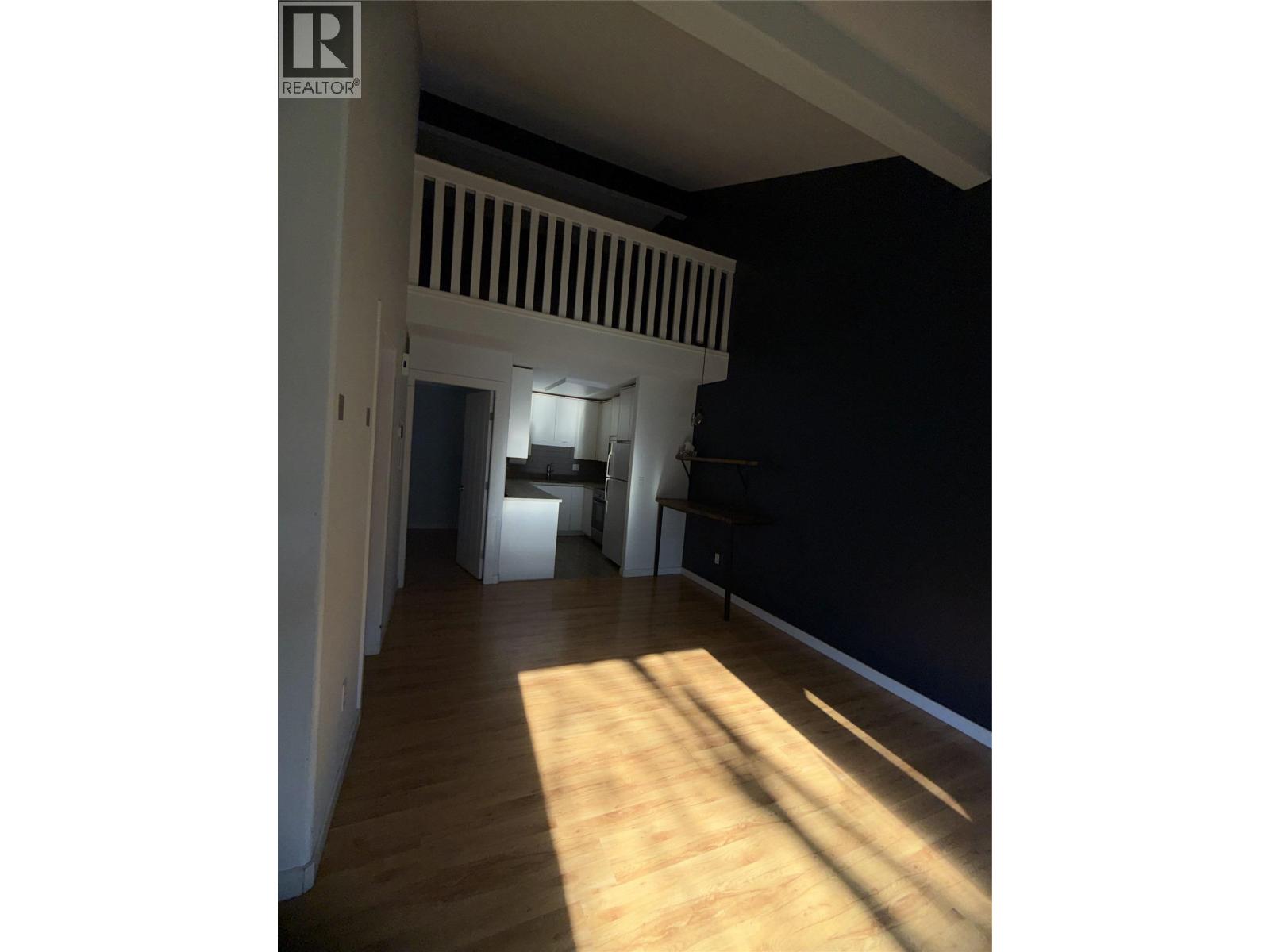 3155 Gordon Drive Unit# 207