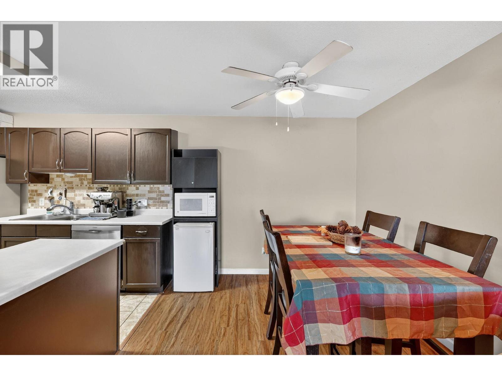 3160 Casorso Road Unit# 209