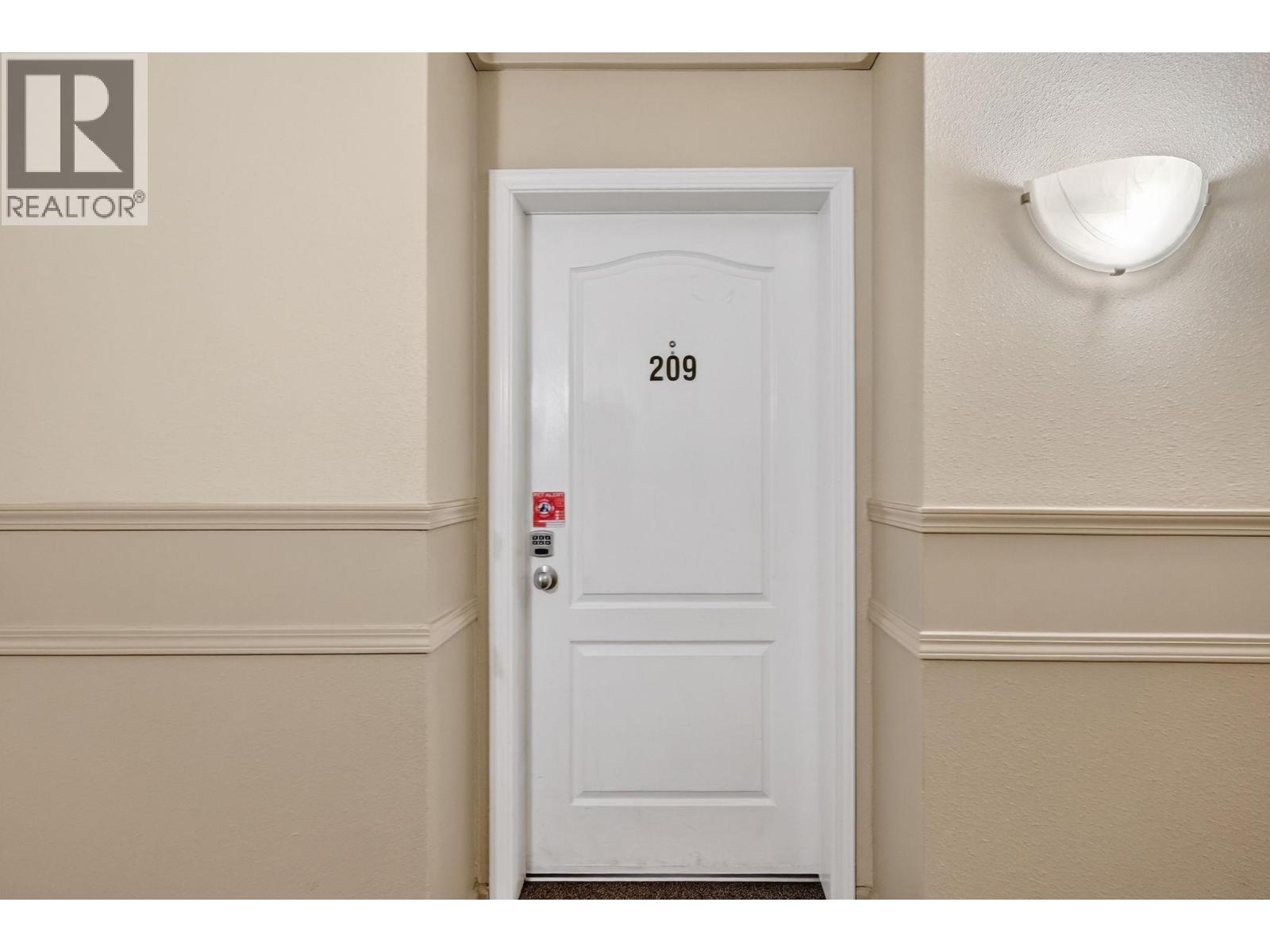 3160 Casorso Road Unit# 209