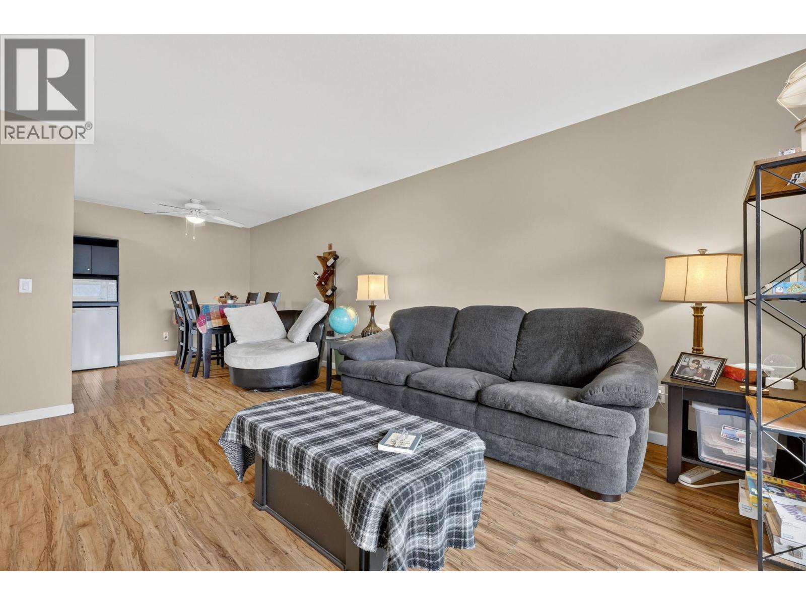 3160 Casorso Road Unit# 209