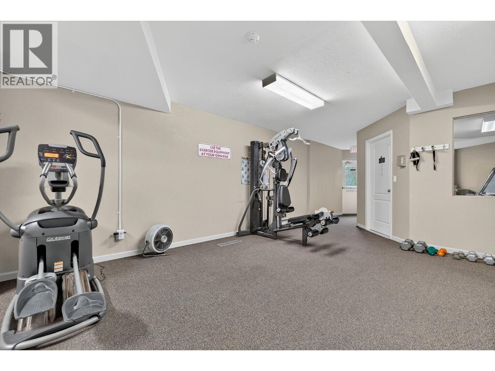 3160 Casorso Road Unit# 209