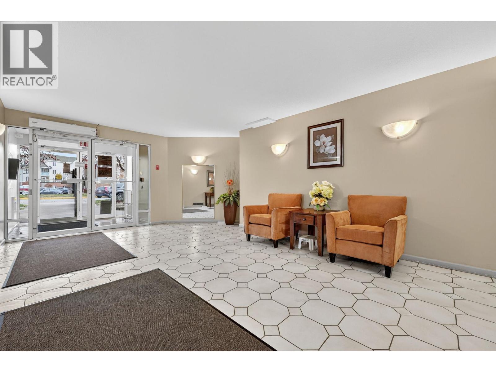 3160 Casorso Road Unit# 209