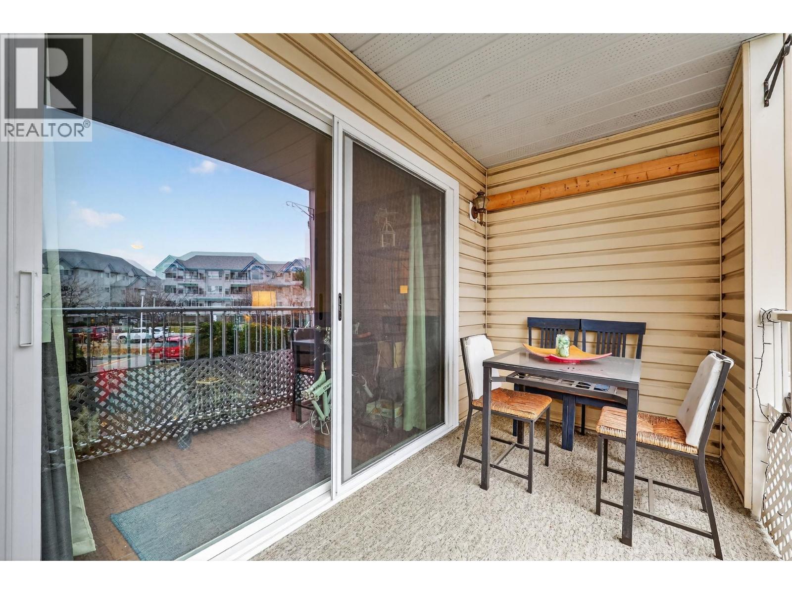 3160 Casorso Road Unit# 209