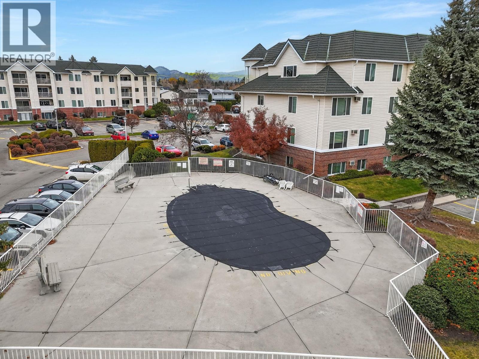 3160 Casorso Road Unit# 209