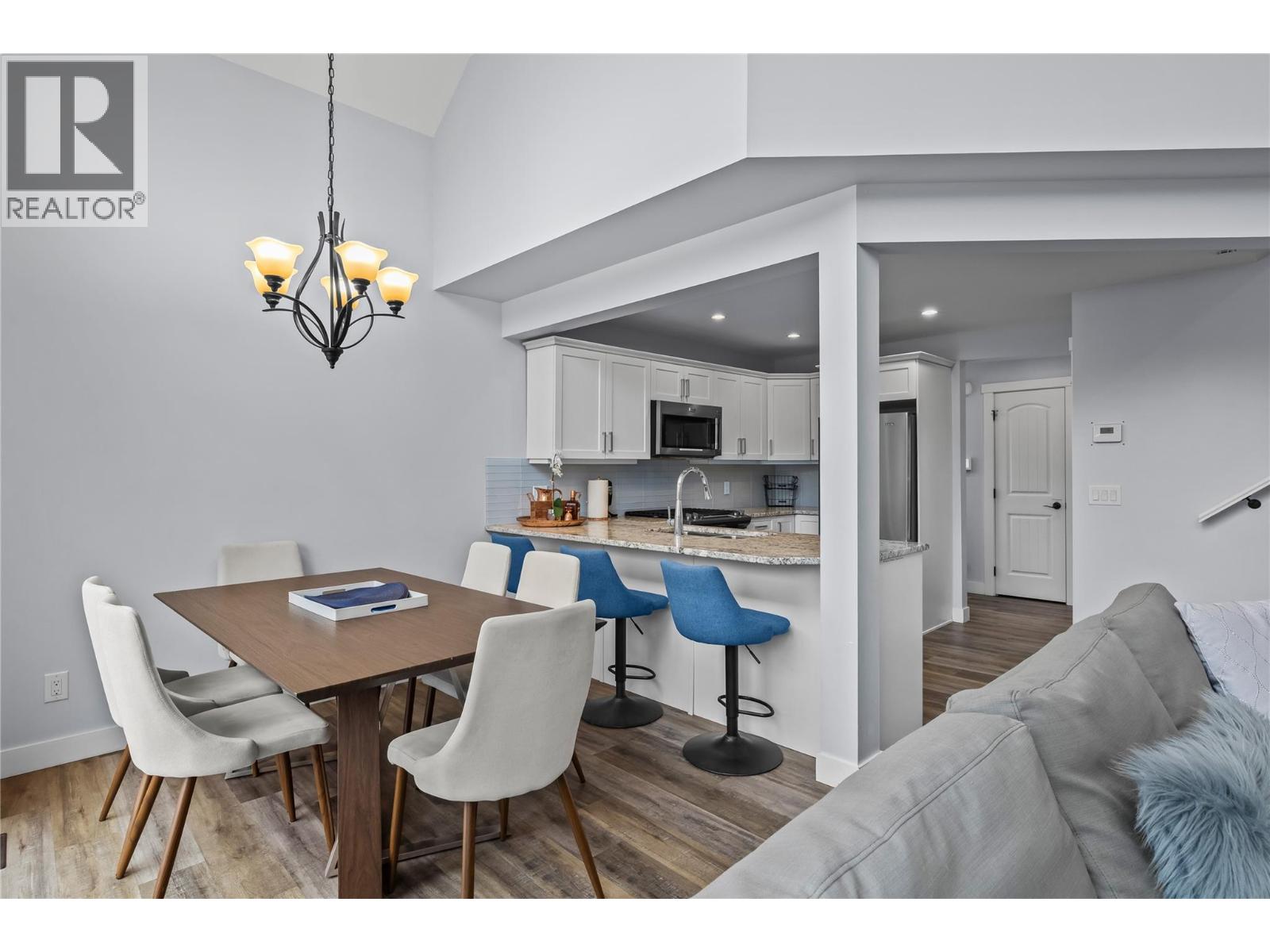 7013 Barcelona Drive Unit# 40