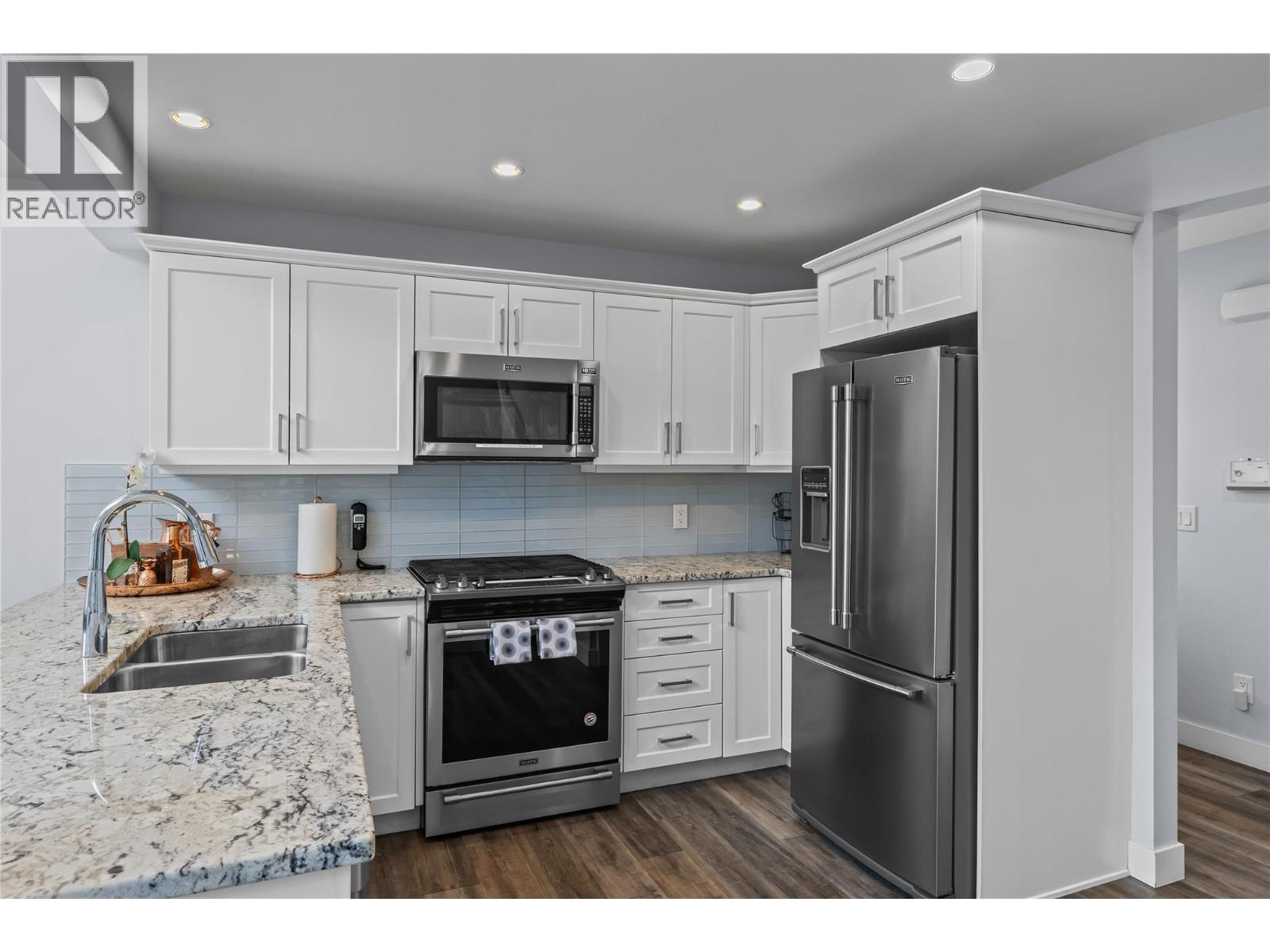 7013 Barcelona Drive Unit# 40