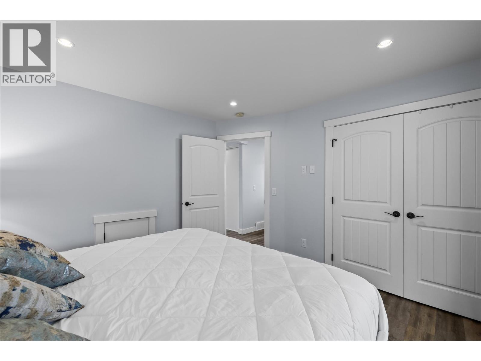 7013 Barcelona Drive Unit# 40